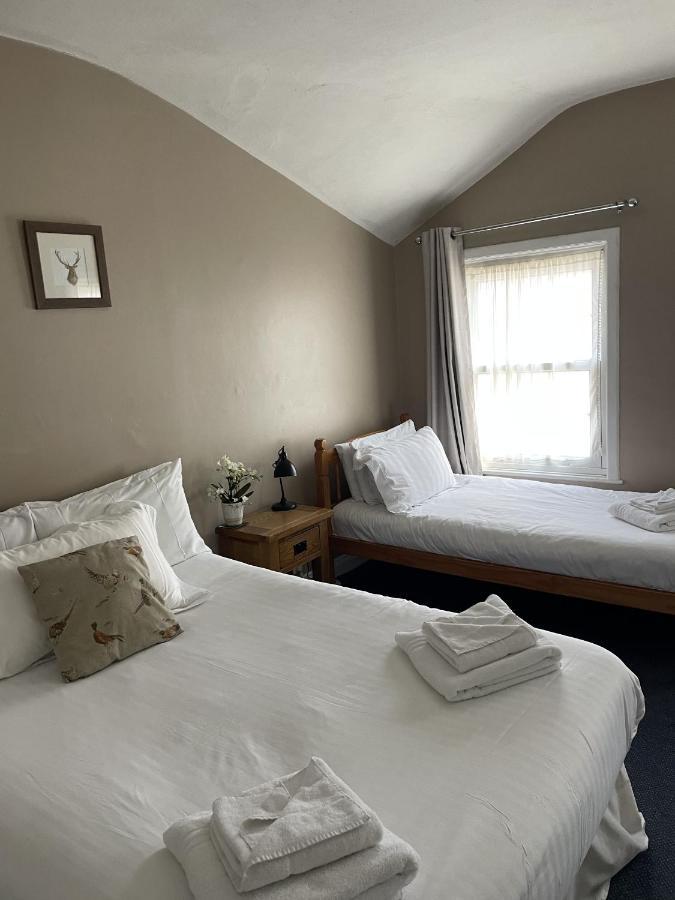 White Hart Hotel Wiveliscombe Rum bild