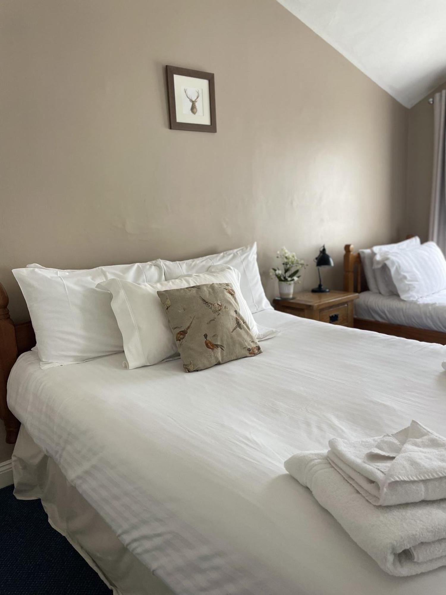 White Hart Hotel Wiveliscombe Rum bild